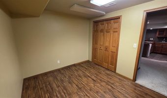 913 34th St, Cody, WY 82414