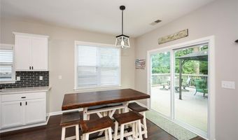 4506 Columbus Cir, Acworth, GA 30101
