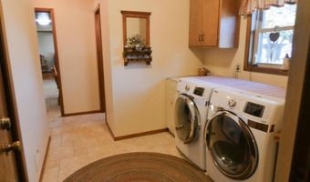 512 W MICHIGAN St, Appleton, WI 54911