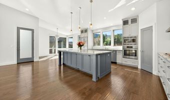 1369 Tolman Creek Rd, Ashland, OR 97520