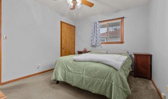 1920 E FRANCES St, Appleton, WI 54911