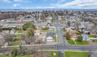 959 Leonardville Rd, Atlantic Highlands, NJ 07716