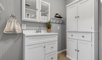 322 NE Rockwood Ave, Bartlesville, OK 74006