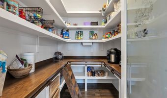 5 NW Isabella Cir, Andrews, TX 79714