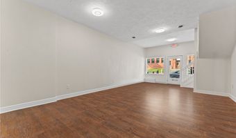 2206 E Carson St, Airville, PA 15203