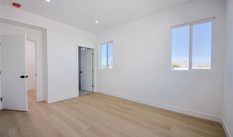 2404 S Cochran Ave, Los Angeles, CA 90016