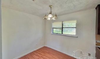 208 Lee St, Atmore, AL 36502
