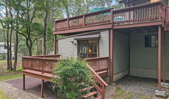 11 Carmen Gln, Albrightsville, PA 18210