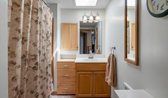 1006 Goose Pond Rd, Canaan, NH 03741