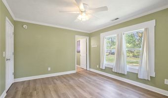 157 Flat Rock Ln, Aberdeen, NC 28315