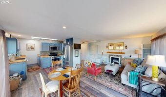 222 DEL NORTE Ln 8, Brookings, OR 97415