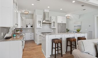 1009 Fiji Dr, Rockport, TX 78382