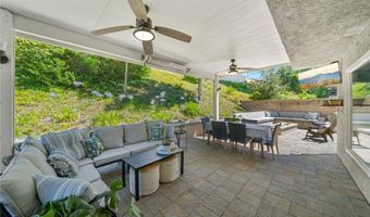 994 S La Salle Cir, Anaheim, CA 92807