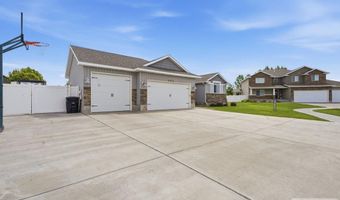 5523 Lakefield Cir, Ammon, ID 83406