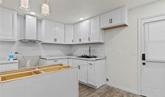 630 W Cross St, Austin, IN 47102