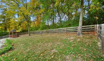 2558 Apple Ridge Ln, Amberley, OH 45236