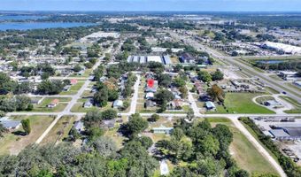 221 DOROTHY St, Auburndale, FL 33823