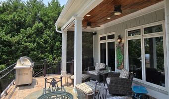 918 Oak, Woodstock, GA 30189