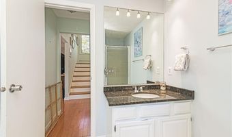 25 Spanker St, Jamestown, RI 02835