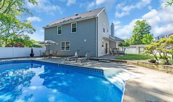 124 Sandpiper Dr, Belford, NJ 07718