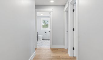53 Woodbrey Ln, Standish, ME 04084