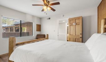 40205 N 26TH St, Cave Creek, AZ 85331