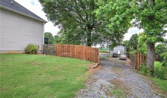 380 Bowdoin Ln SW, Adairsville, GA 30103