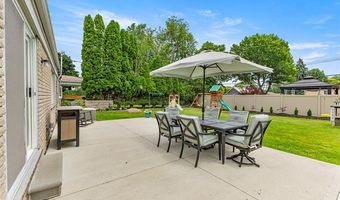 17276 Midway Ave, Allen Park, MI 48101