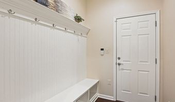 25801 YELLOW BIRCH Ct, Aldie, VA 20105