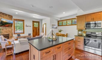 52 Eagle Cottage Ln 8, Banner Elk, NC 28604