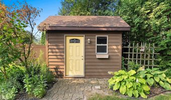 3547 N WINDWARD Ln, Appleton, WI 54911