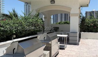 20000 E Country Club Dr 405, Aventura, FL 33180
