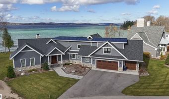 9214 Myrtle Ln, Alden, MI 49612