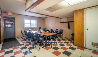 708 N MONROE St, Abingdon, IL 61410