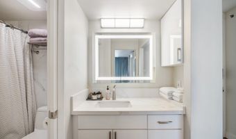 201 Ohua Ave 906, Honolulu, HI 96815