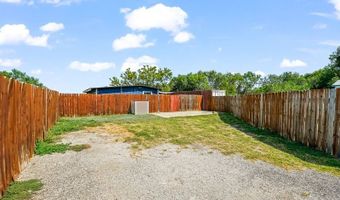 1114 Hough, Adkins, TX 78101