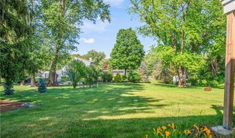 2985 Mendon Rd, Cumberland, RI 02864
