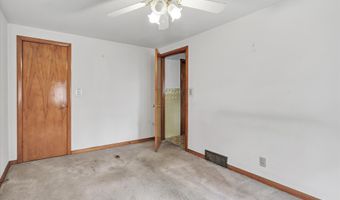124 N Cliff St, Ansonia, CT 06401