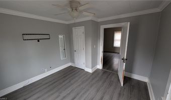 1910 Old Farmer Rd, Asheboro, NC 27205