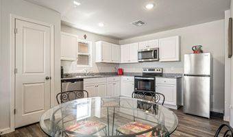 373 S REDWOOD Loop, Benson, AZ 85602