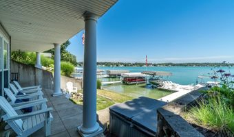 6540 W South Lake Gage Dr, Angola, IN 46703