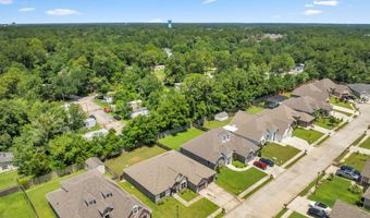 709 Champagne Dr, Biloxi, MS 39532