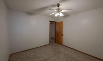 504 S Lincoln Ave, Aurora, MO 65605