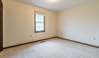 19464 Triple Crown Dr, Abingdon, VA 24211