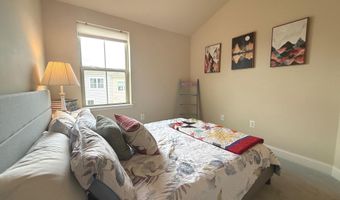 104 VANGUARD Ln, Annapolis, MD 21401