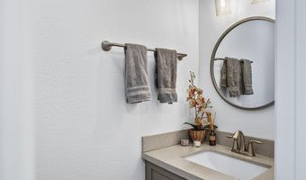 444 S MEADOWS Dr, Chandler, AZ 85224