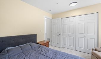 15400 SW MALLARD Dr 102, Beaverton, OR 97007