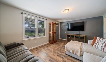 252 S 8th St, Aransas Pass, TX 78336