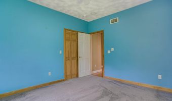 34 Peabody Dr, Brentwood, NH 03833