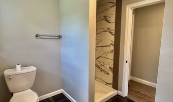 14 Greenville St, Billerica, MA 01821